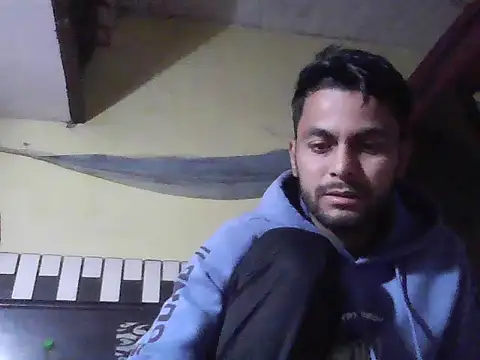 Stubborndesiboy live sex cam