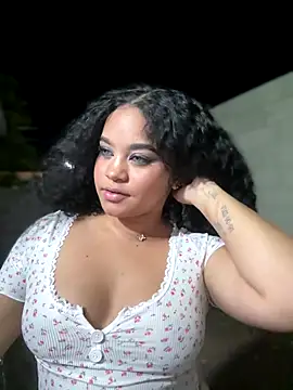 Lucy_wilson5's cam snapshot