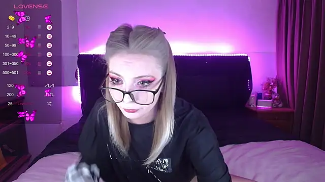 amyshhka's cam snapshot