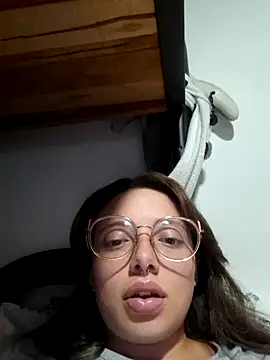 linda-schmidt's cam snapshot