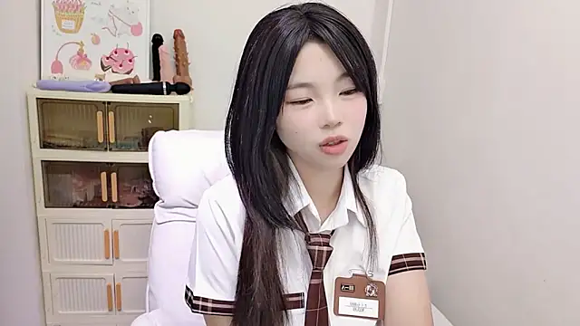 9aunatiis live sex cam