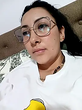 You-kitty2025 live sex cam