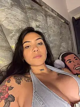 liahouses's cam snapshot