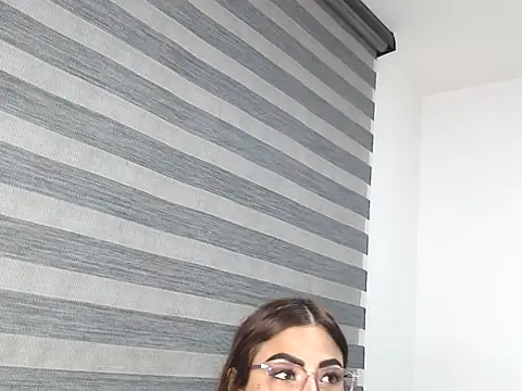 EmiliMontero's cam snapshot