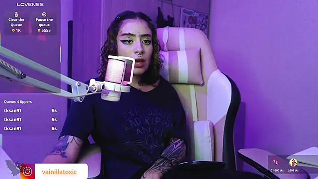 vainilla_doll's cam snapshot