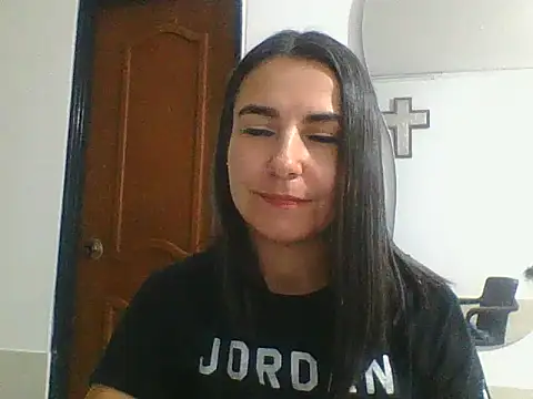 YLITZA's cam snapshot