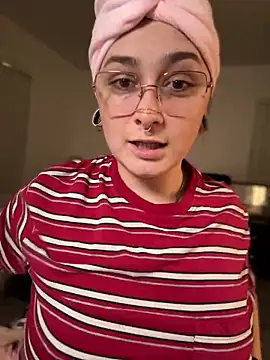 Alix_Valentine's cam snapshot