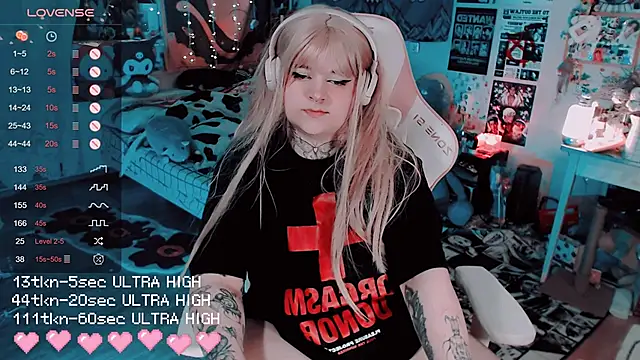 noori__hope's cam snapshot