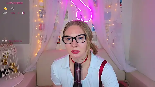 Nicole_hard_nipples's cam snapshot