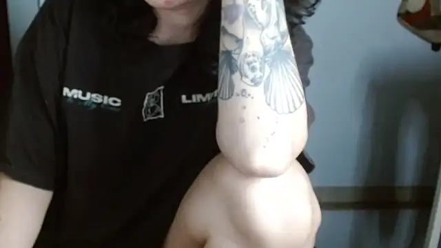 karoll8's cam snapshot