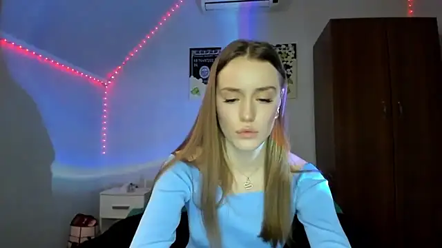 tinyglow's cam snapshot