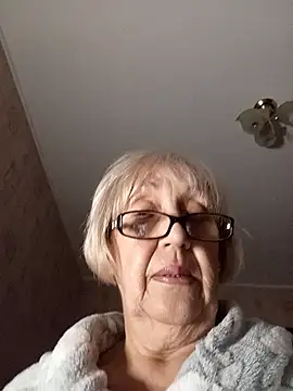 Anatolia5961's cam snapshot