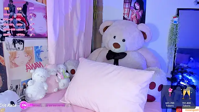 mia_angel_'s cam snapshot