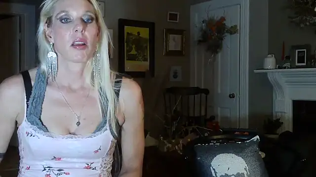 Glamazing's cam snapshot