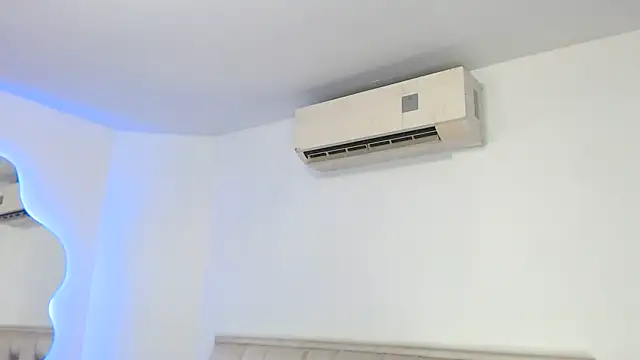 Roxy-Smith live sex cam