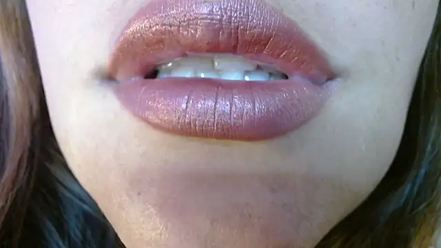 miss_evoleth2 live sex cam