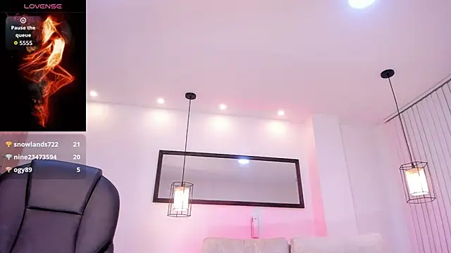 miavegas1's cam snapshot