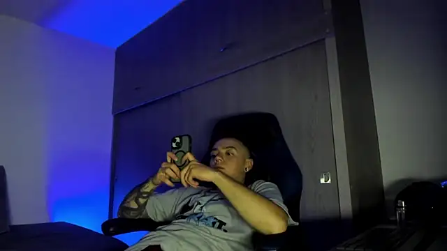 male_pussy live sex cam