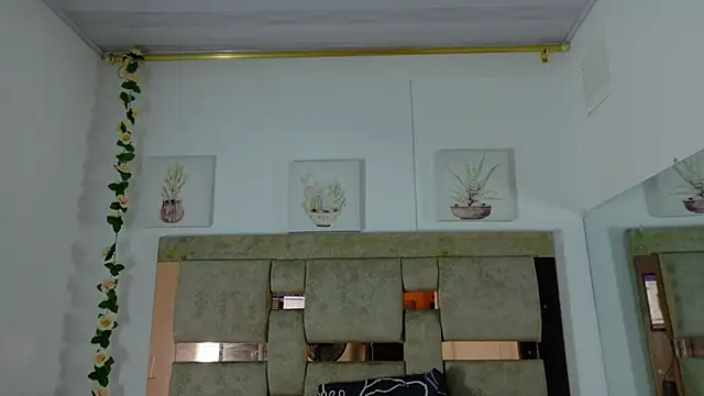 Natasha-Adams's cam snapshot