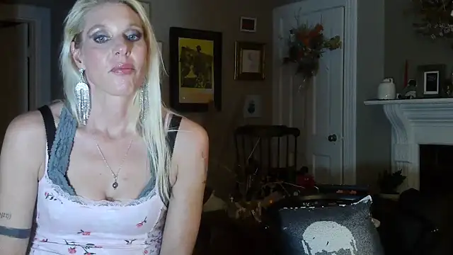 Glamazing's cam snapshot