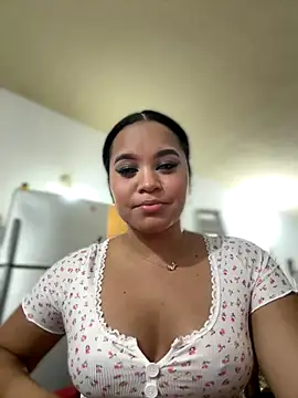 Lucy_wilson5's cam snapshot