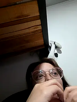 linda-schmidt's cam snapshot