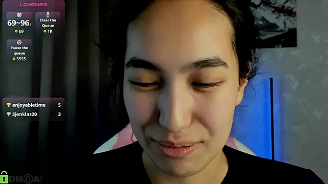 FlirtyAura's cam snapshot