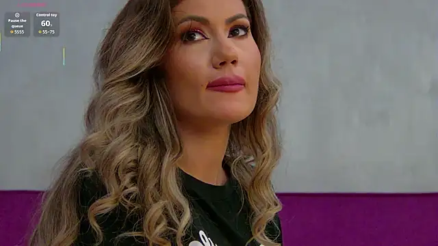 CelineHuddson's cam snapshot