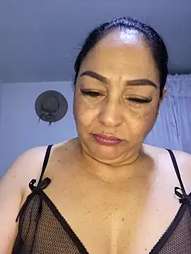 Gina_Myers live sex cam