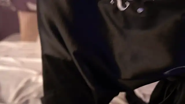 ElleDiane live sex cam