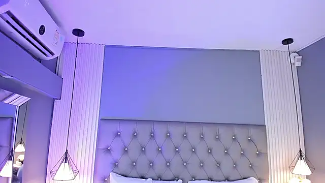 VioletthaRous live sex cam