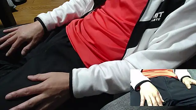 Yasu2000 live sex cam