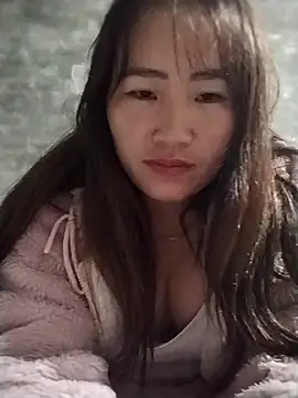 emini-xx's cam snapshot