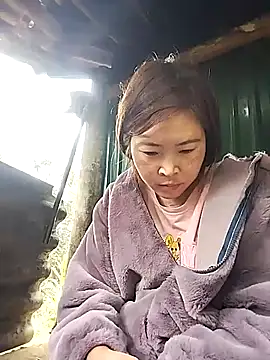 Lolomty's cam snapshot