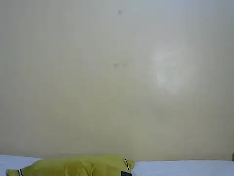 StarBarbiee's cam snapshot