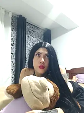 Aurora_Hotson's cam snapshot