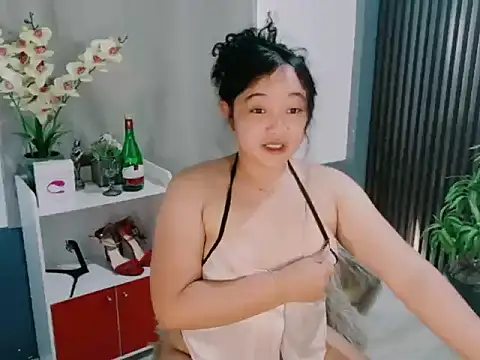 UrFavouriteCravings's cam snapshot