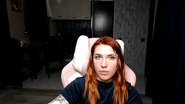 Reginasmilee's cam snapshot