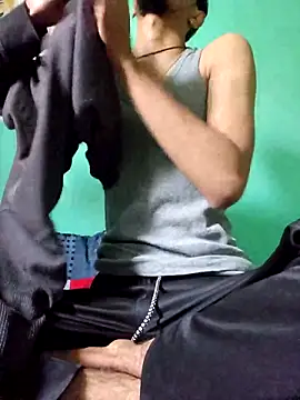 Sushant001 live sex cam