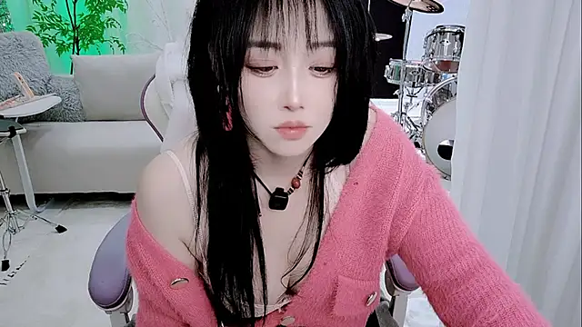 Evangelin-e live sex cam