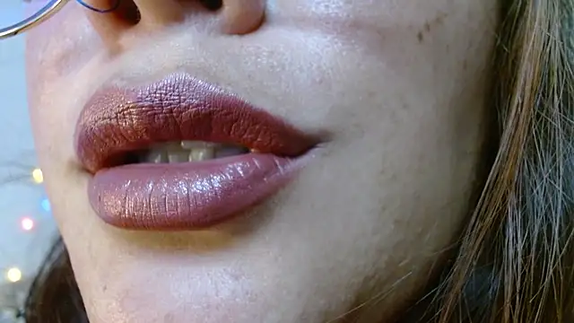 miss_evoleth2 live sex cam