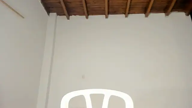 CAROLINNAGOMEZ live sex cam