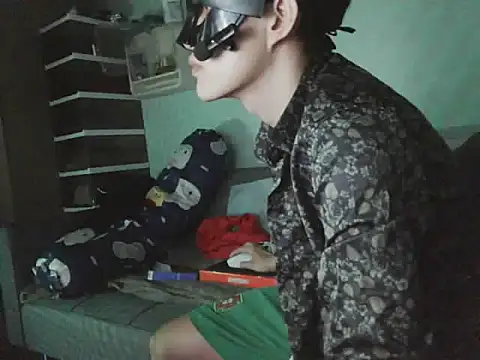 boyhigh1997 live sex cam