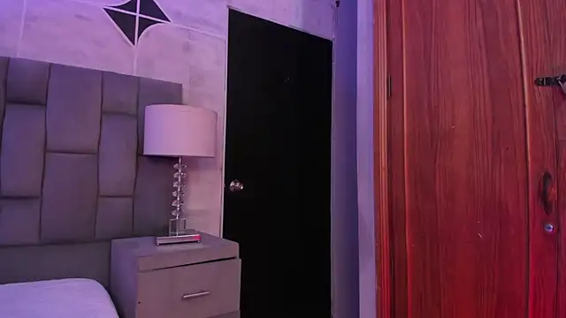 ailynBlaze's cam snapshot