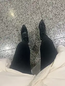 yimisun01's cam snapshot