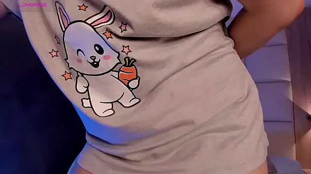 emma_fhox's cam snapshot