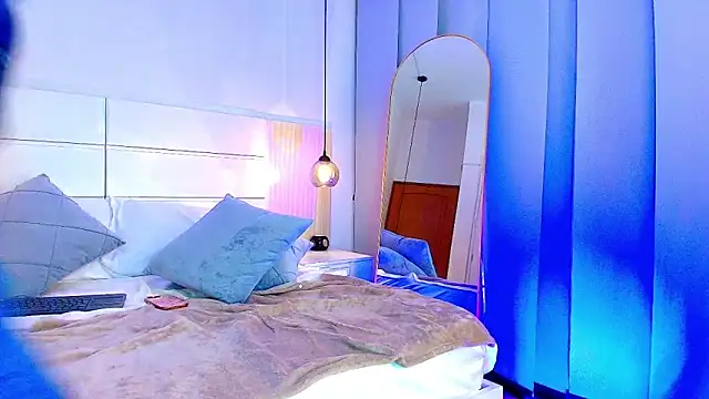 alehia_cute's cam snapshot