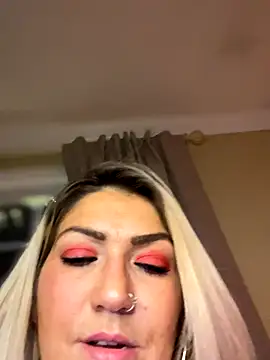 LittleMissEeve live sex cam