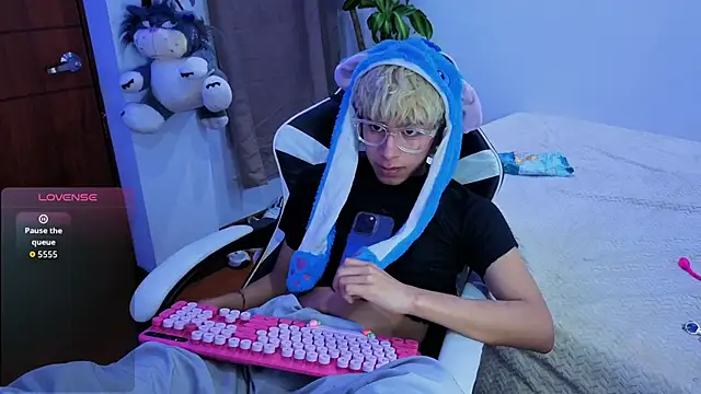 taichi_bluy live sex cam