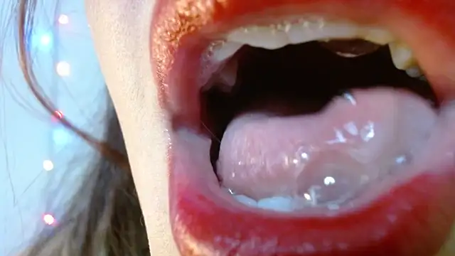 miss_evoleth2 live sex cam